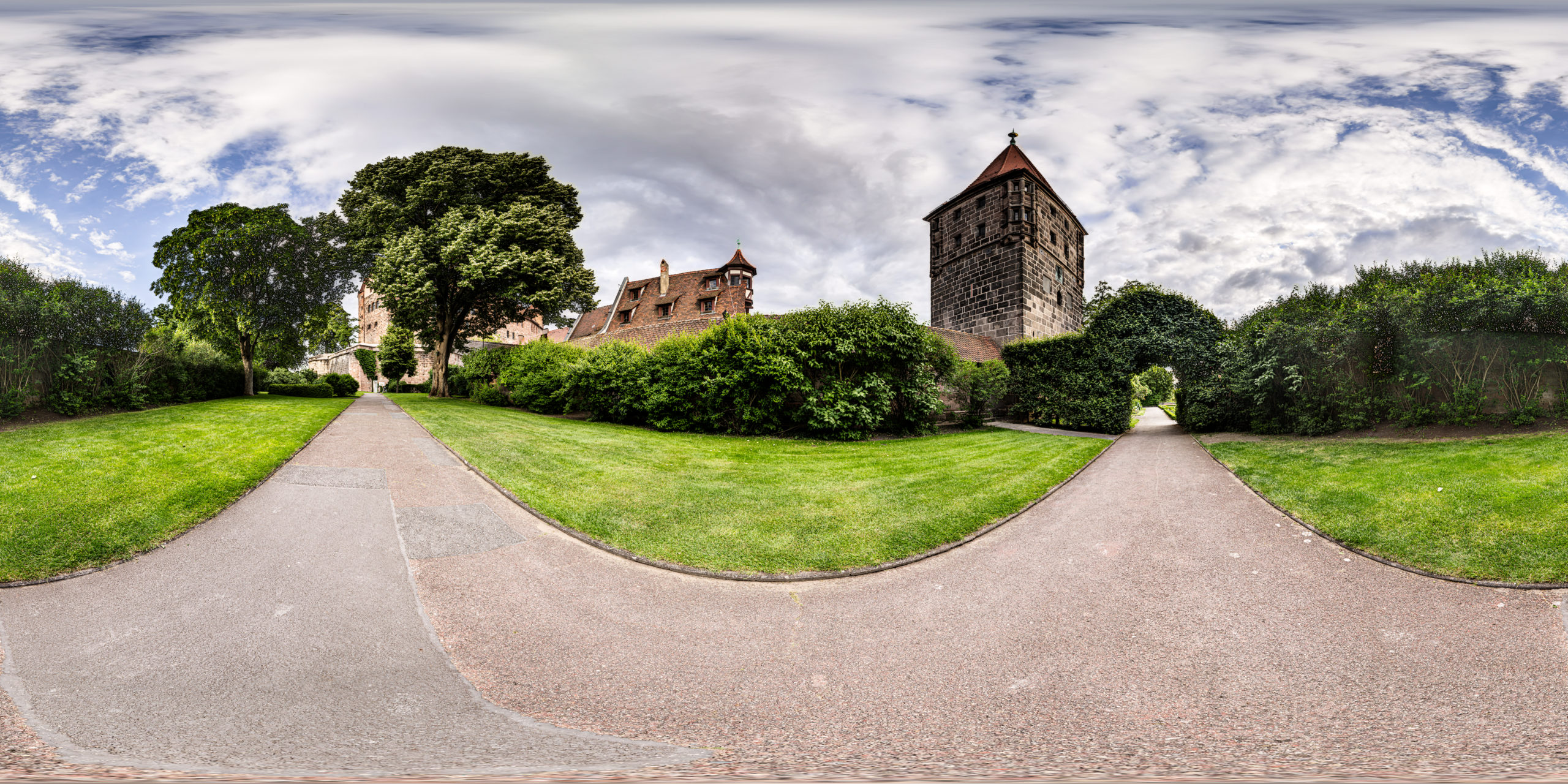 HDRI-Skies-Imperial-Castle-Front-Yard-Nürnberg